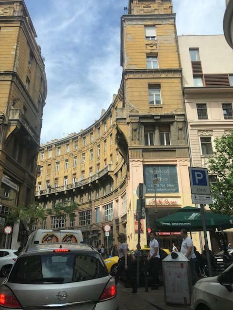 O&b Apartament *
